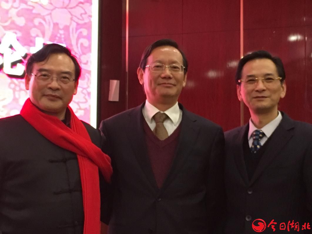 第二届中国礼仪论·坛珞珈峰会在期盼中开启在圆满中落幕2.jpg