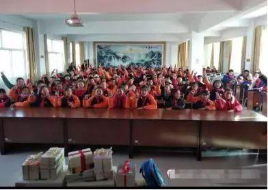 青岛嘉峪关学校童行途中寒假研学乐享假期