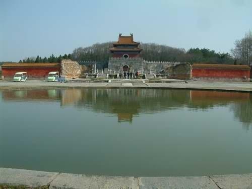 明显陵1.jpg
